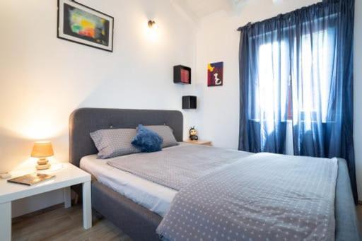 Juraj Apartman *